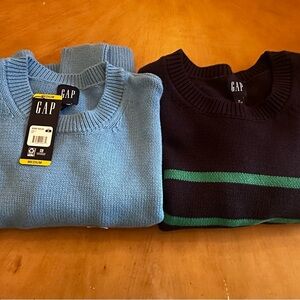 2 GAP crew neck  Sweaters M new